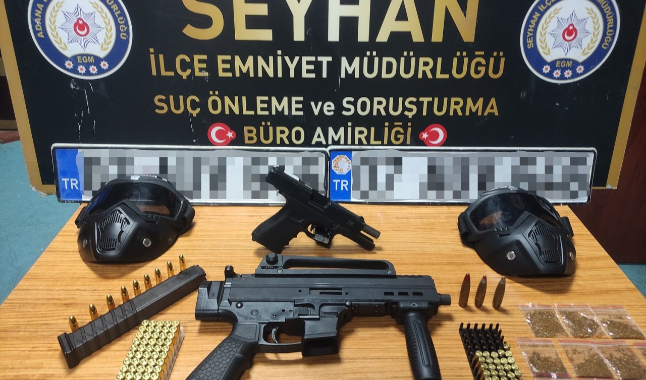 Ruhsatsız 2 silah bulunan evdeki 3 kişi yakalandı