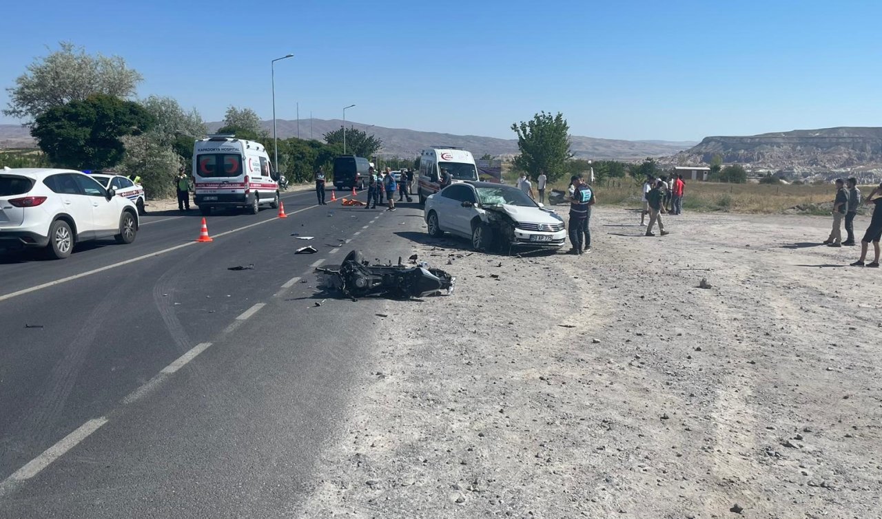 Otomobille çarpışan motosikletin sürücüsü öldü