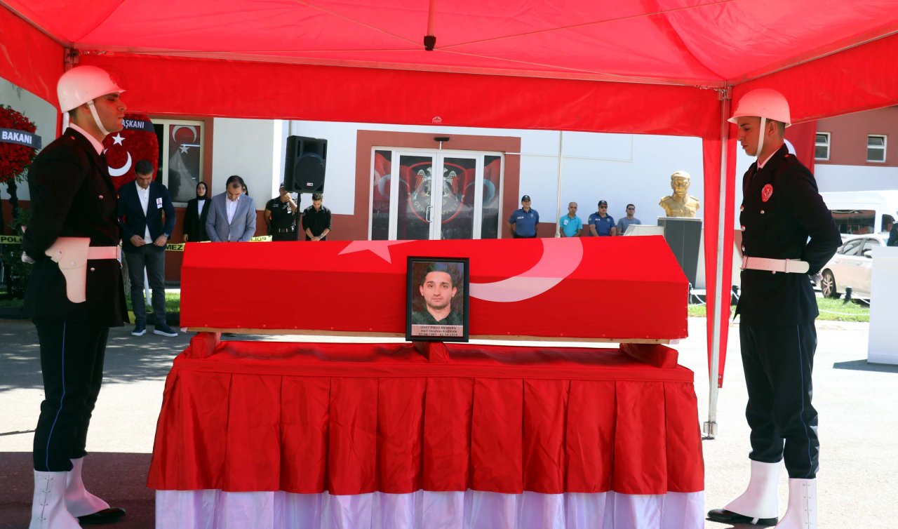 Şehit polis memuru için tören