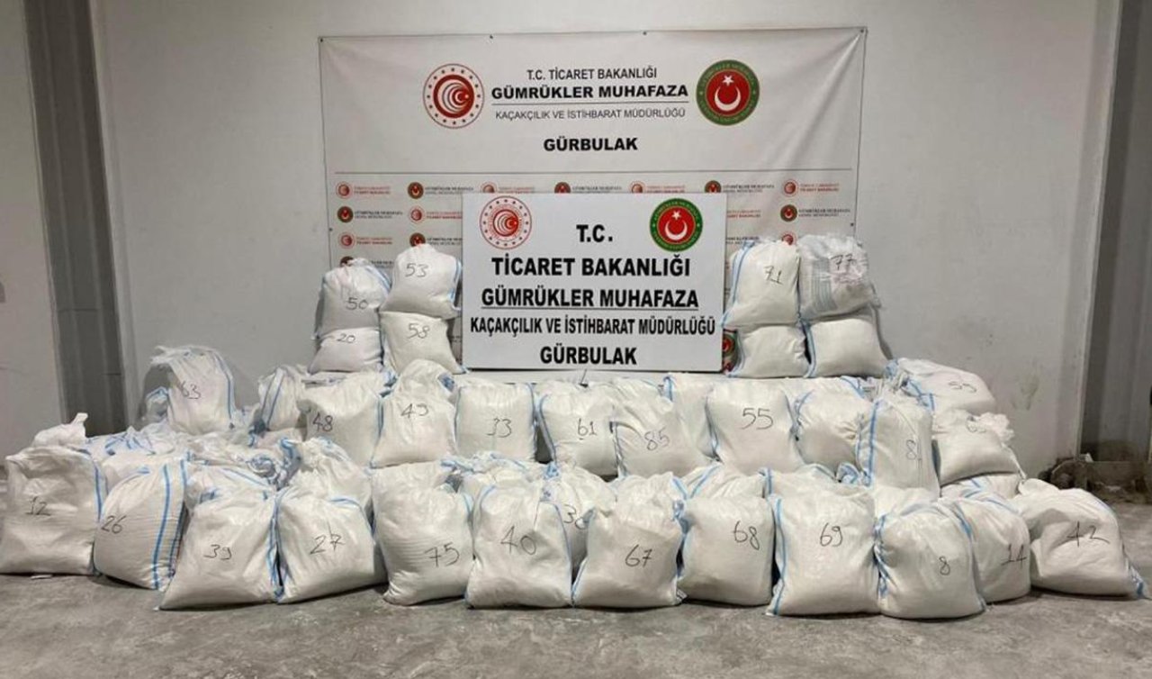  Gümrük Muhafaza ekiplerinden rekor: 2,2 ton uyuşturucu ele geçirildi