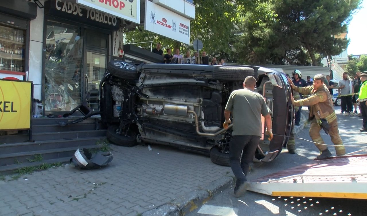 Kontrolünü kaybeden cip dükkana çarptı: 3 Yaralı