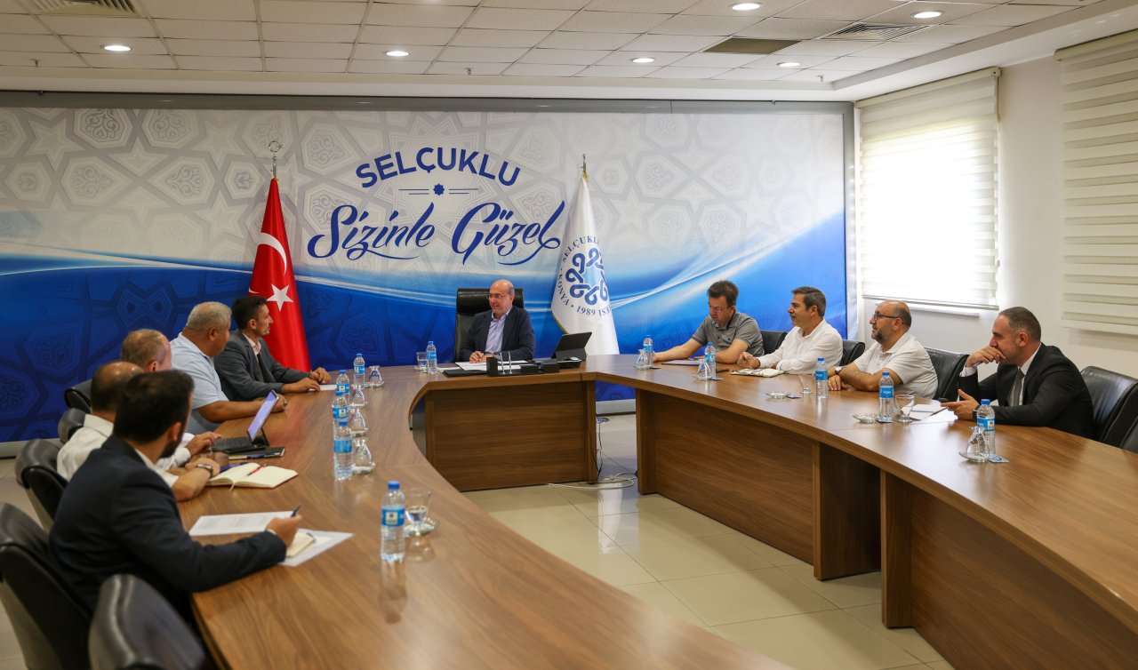 Başkan Pekyatırmacı mahalle muhtarlarıyla görüşmelerini tamamladı