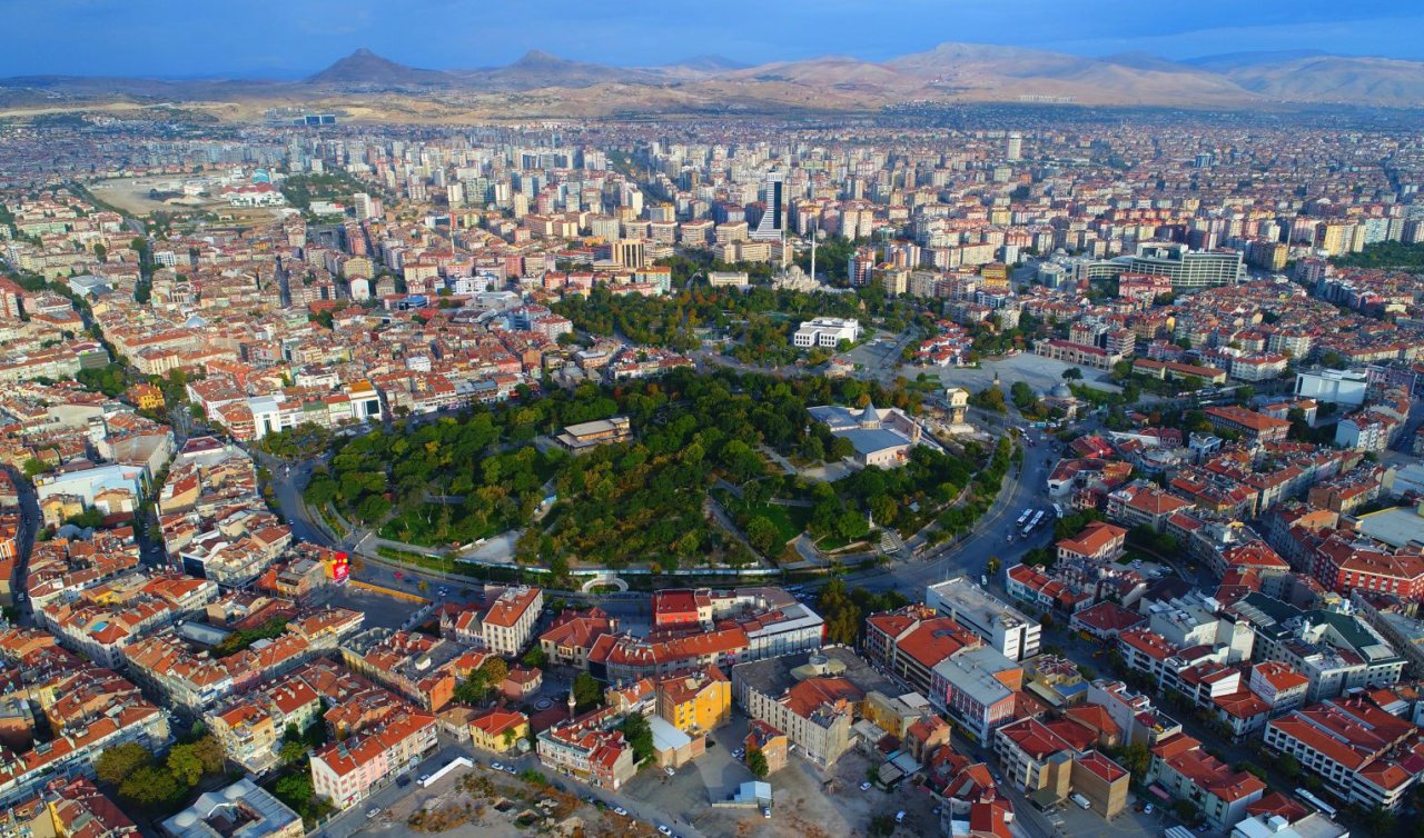 TÜİK açıkladı: Konya’nın nüfus artış hızı en fazla ve en düşük olan ilçeleri belli oldu! Bütün ilçeler artarken o ilçede nüfus azaldı