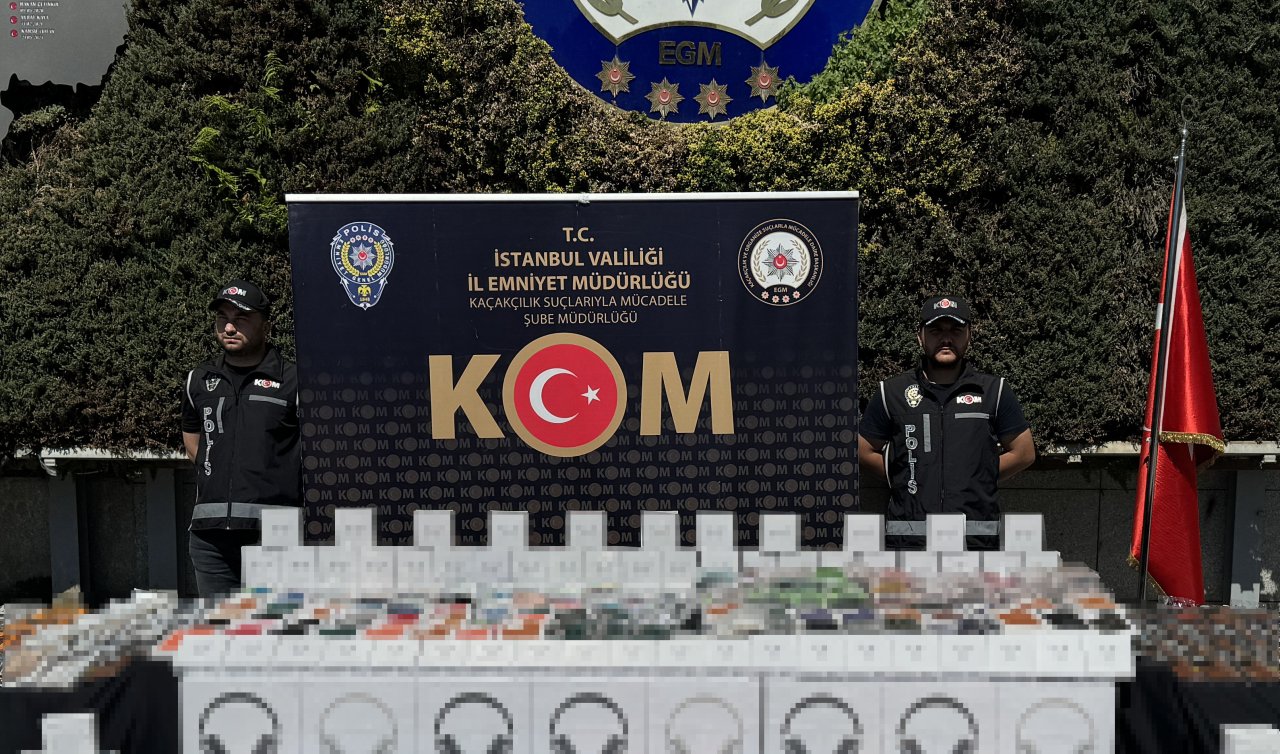 9 depoya yönelik operasyonda çok sayıda kaçak cep telefonu aksesuarı ele geçirildi