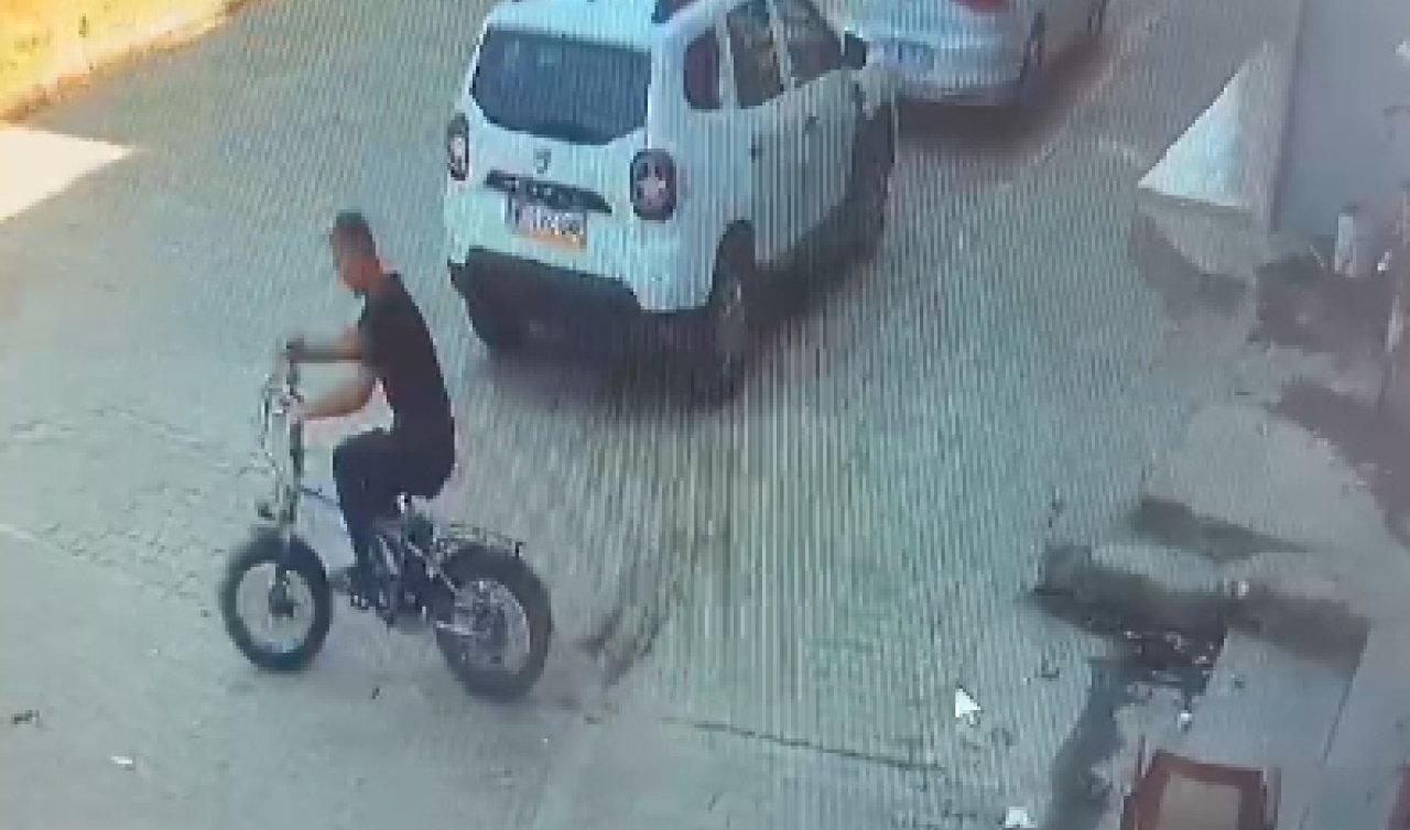 Bisiklet hırsızlığı güvenlik kamerasında