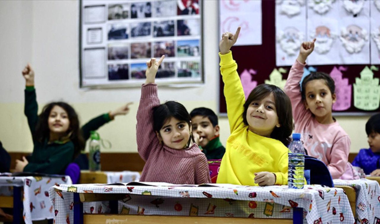  Okullar 9 Eylül’de açılıyor: 1, 5 ve 9. sınıflarda “yeni model’ uygulanacak