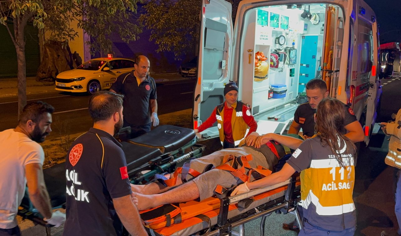 Hafif ticari araç ile minibüs çarpıştı: 3’ü bebek 8 yaralı
