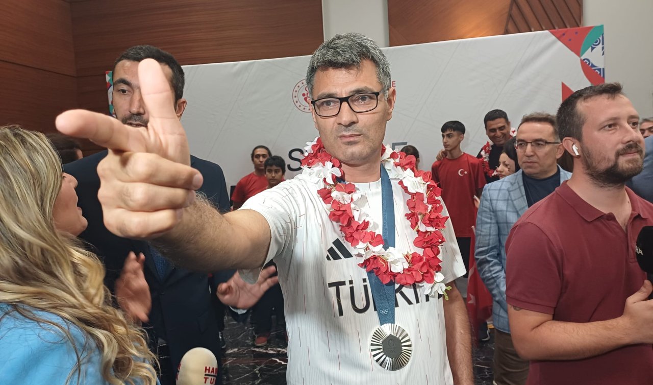 Yusuf Dikeç’in ikonik pozu sınav sorusu oldu