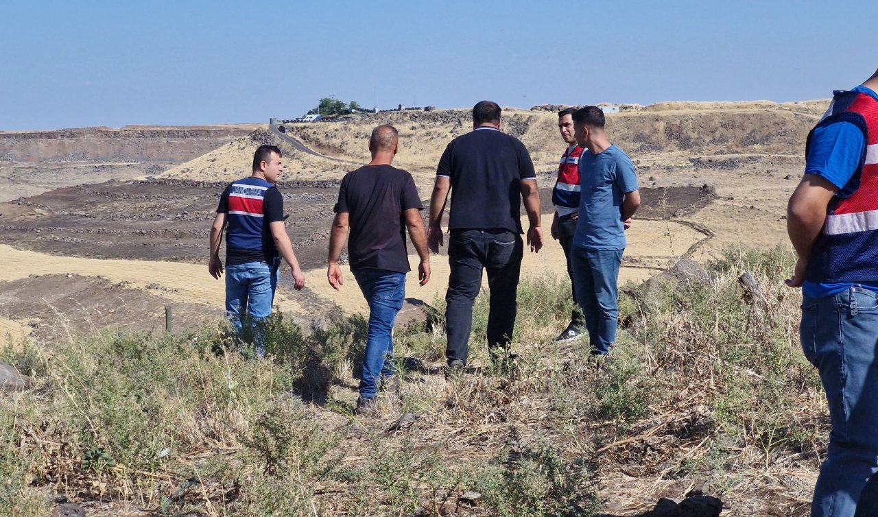 Narin’in evlerinin yakınında kayalıklarda kan lekeleri bulundu