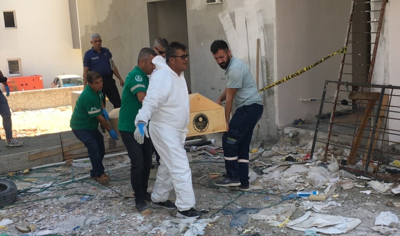 İnşaattan düşen işçi yaşamını yitirdi