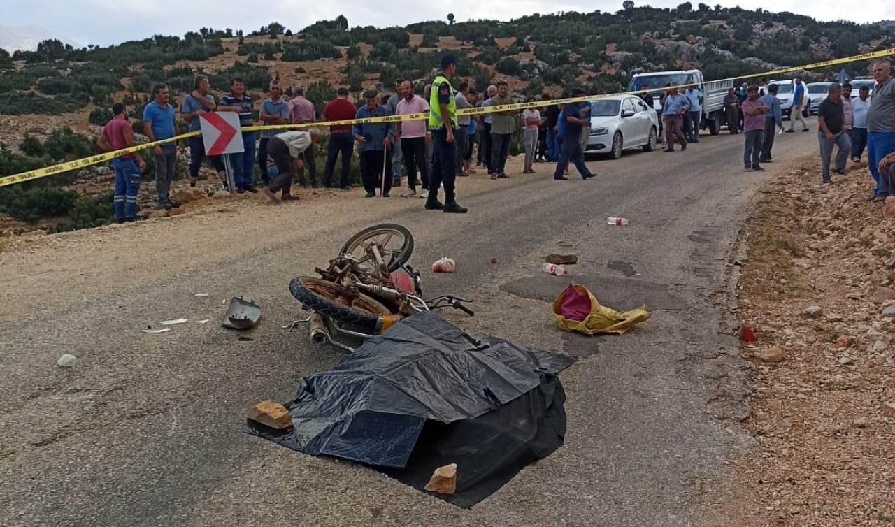 Motosikletle kamyonet çarpıştı: 1 kişi hayatını kaybetti