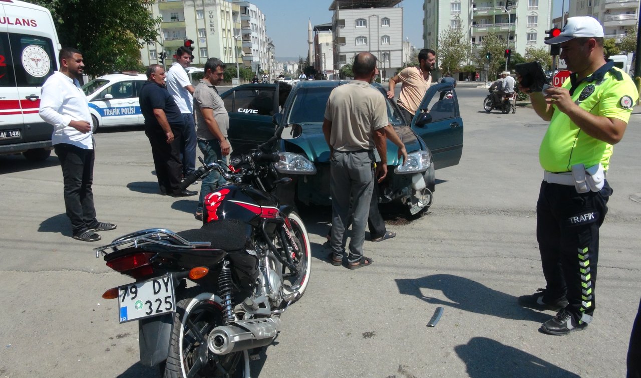  Otomobil motosikletle çarpıştı: 2 yaralı