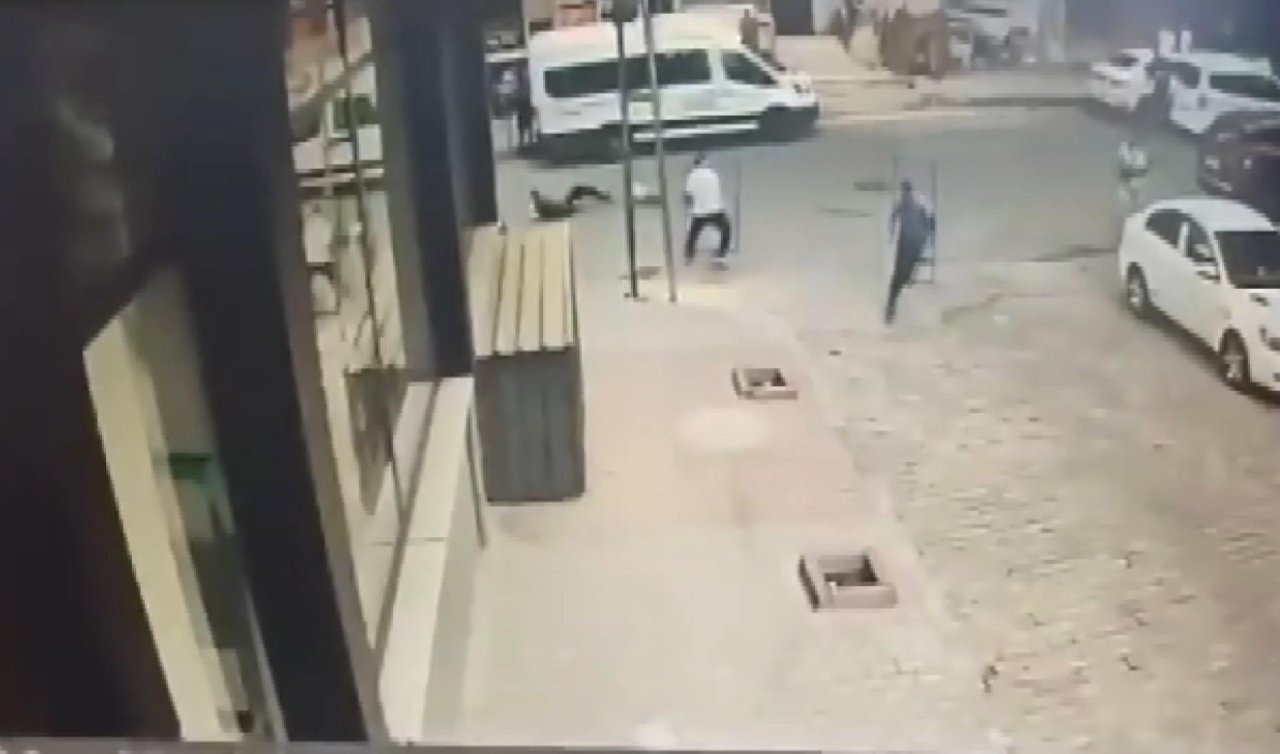 Caddede karşılaştığı husumetlisini silahla öldürdü
