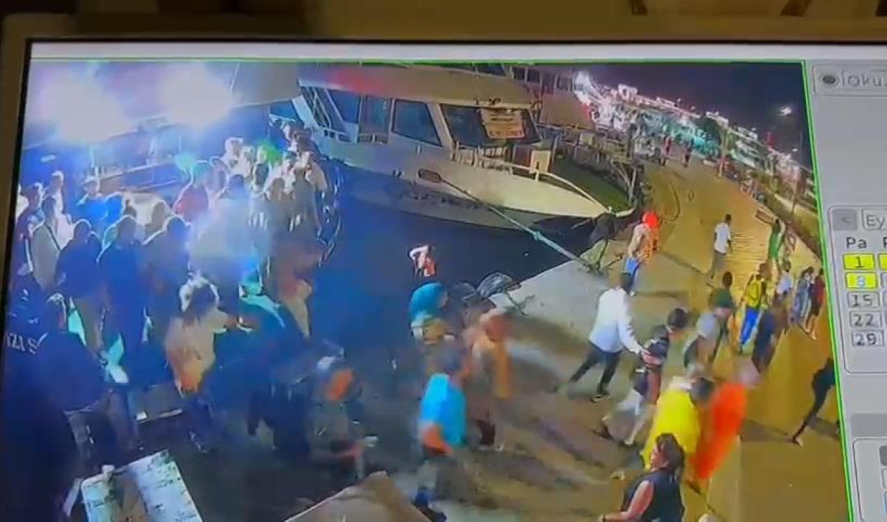 Anne ve çocuğu tur teknesinden denize düştü