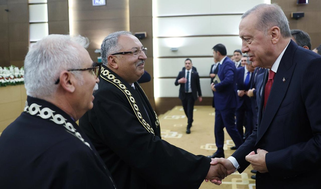  Cumhurbaşkanı Erdoğan, Metin Kıratlı’nın yemin törenine katıldı