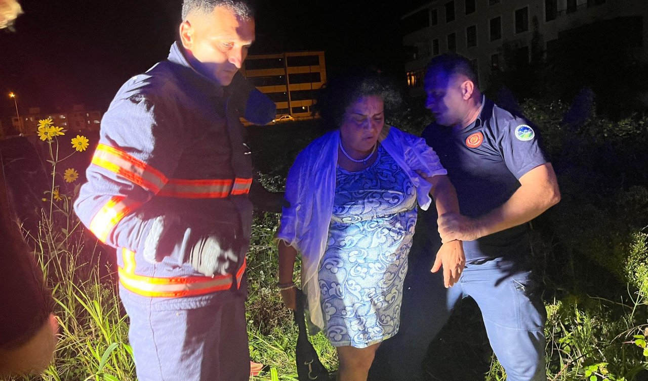 Toplamak istediği diken ucu otlarının arasına yuvarlanıp mahsur kaldı
