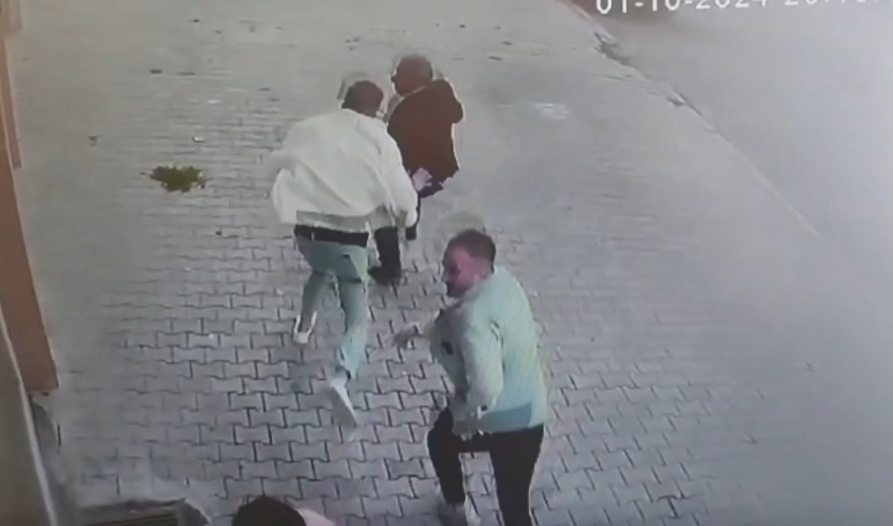  Alacak verecek tartışması kanlı bitti; o anlar kamerada
