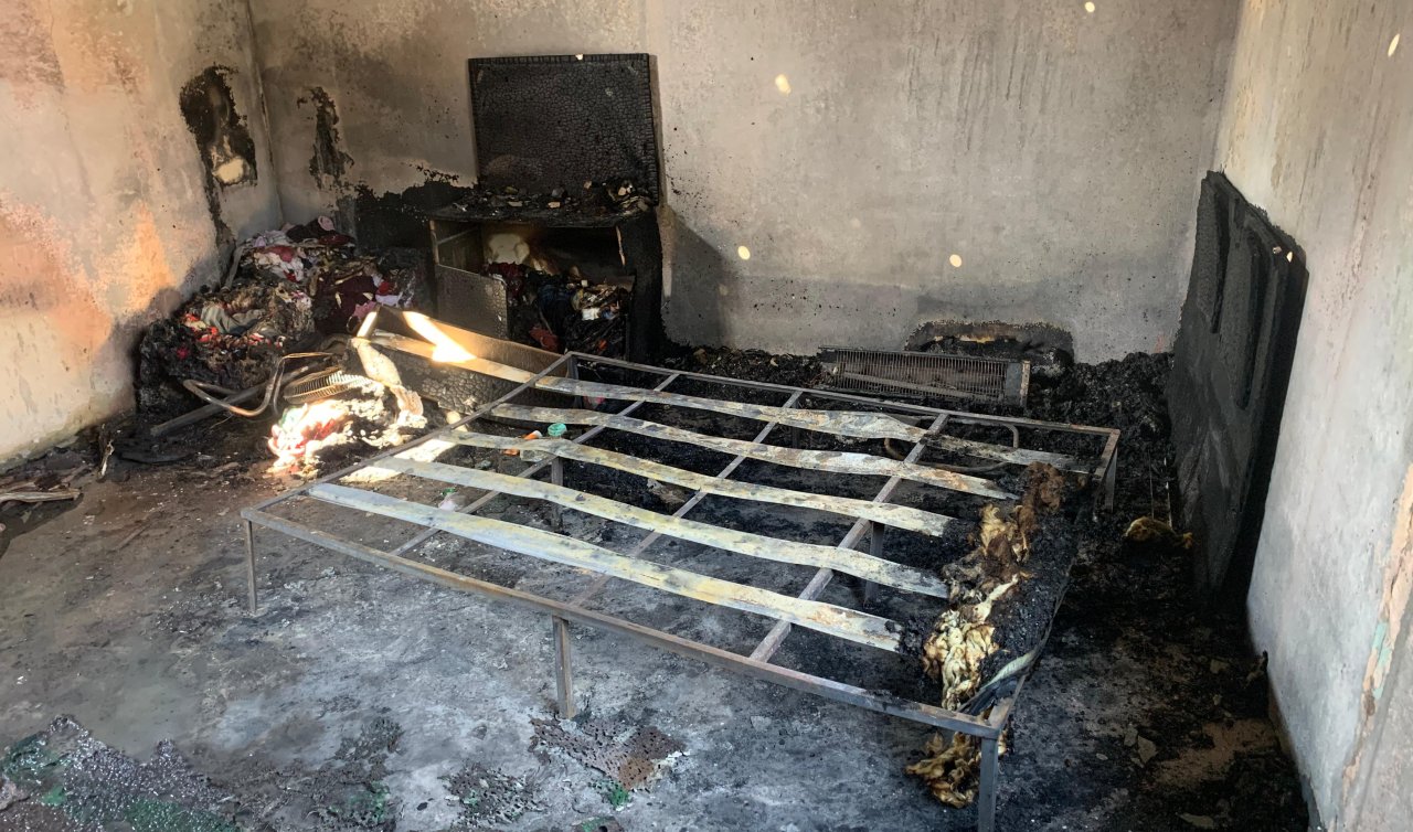 Elektrikli ısıtıcıdan çıkan yangında 3 kardeş öldü