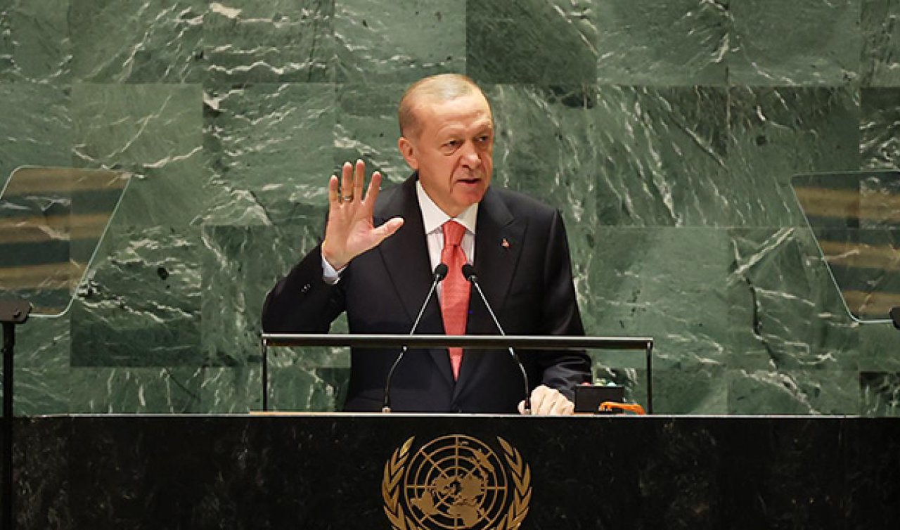Cumhurbaşkanı Erdoğan’ın BM 79. Genel Kurulu’ndaki hitabı kitaplaştırıldı