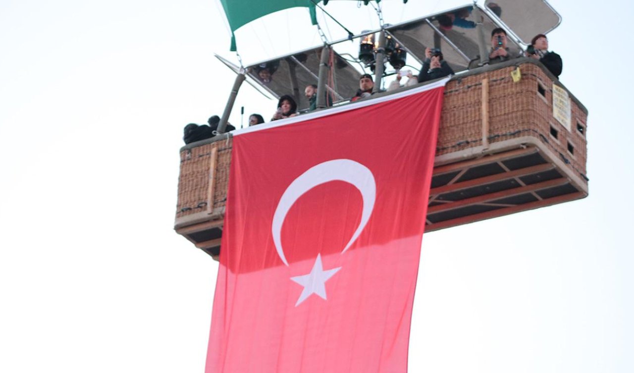 Kapadokya’da 29 Ekim coşkusu