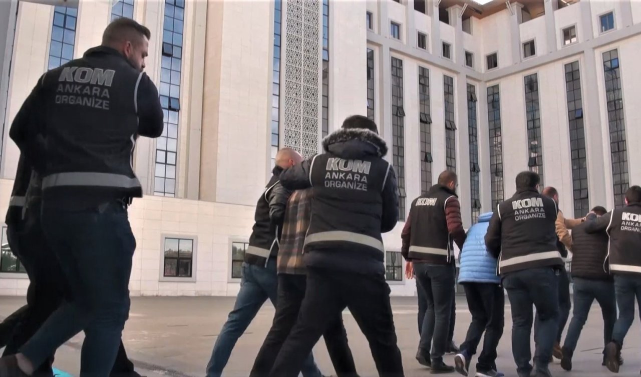  Ayhan Bora Kaplan davasında yeni gelişme! Reddihakim talebi nedeniyle ertelendi