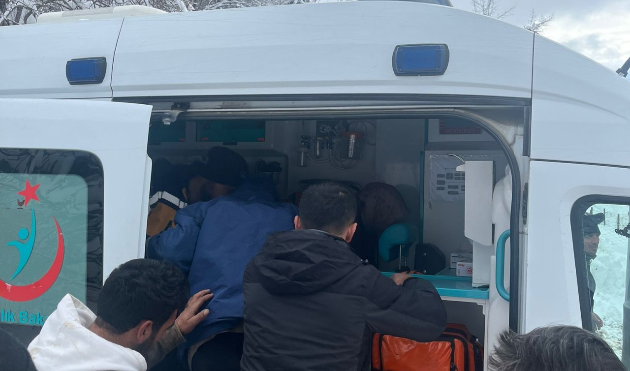  Sağlık ekipleri karlı yolları aşıp hastaya ulaştı