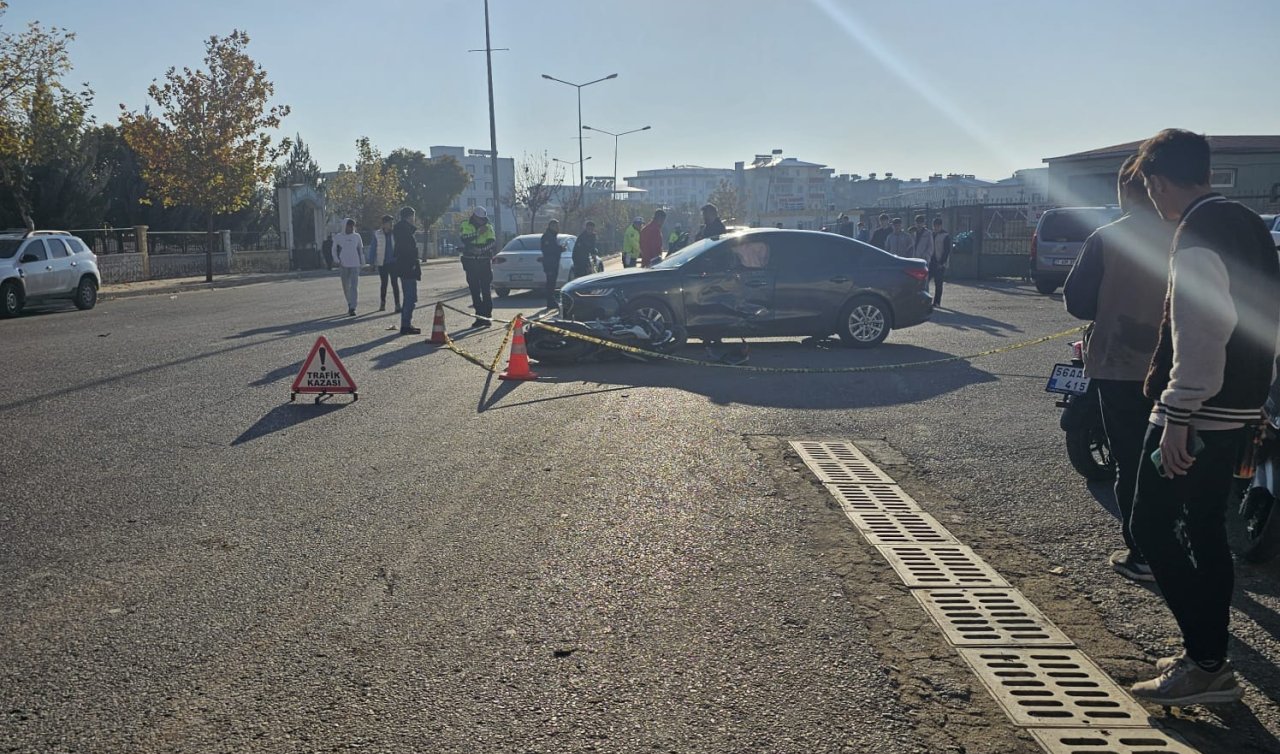 Otomobille çarpışan motosikletin sürücüsü hayatını kaybetti