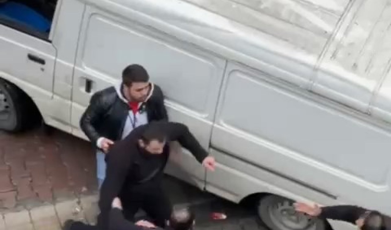  Park yeri kavgasında 2 kişi bıçaklandı