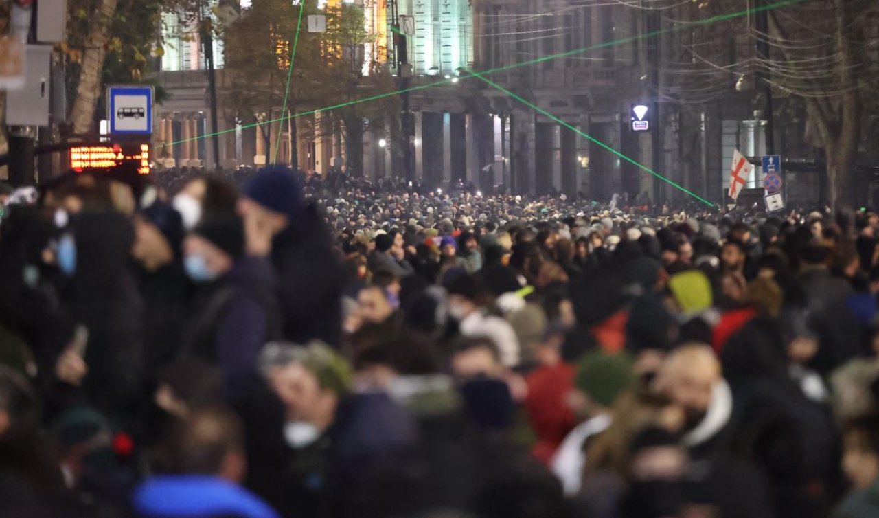 Gürcistan’da hükümet karşıtı protestolar sürüyor
