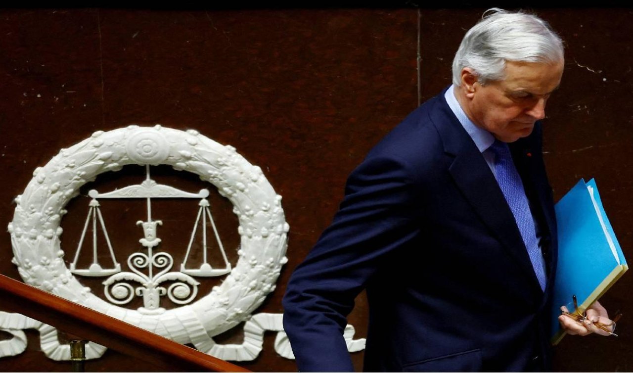 Fransa’da muhalefet hükümetin düşmesinden memnun