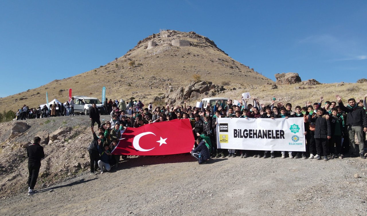  Bilgehanelerin 8. Sınıf öğrencileri Takkeli Dağ’da zirve yolculuğu deneyimi yaşadı