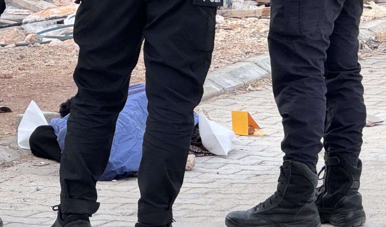 Sokakta eşini öldüren koca dehşet saçtı! Oğlunu da öldürüp intihar girişiminde bulundu