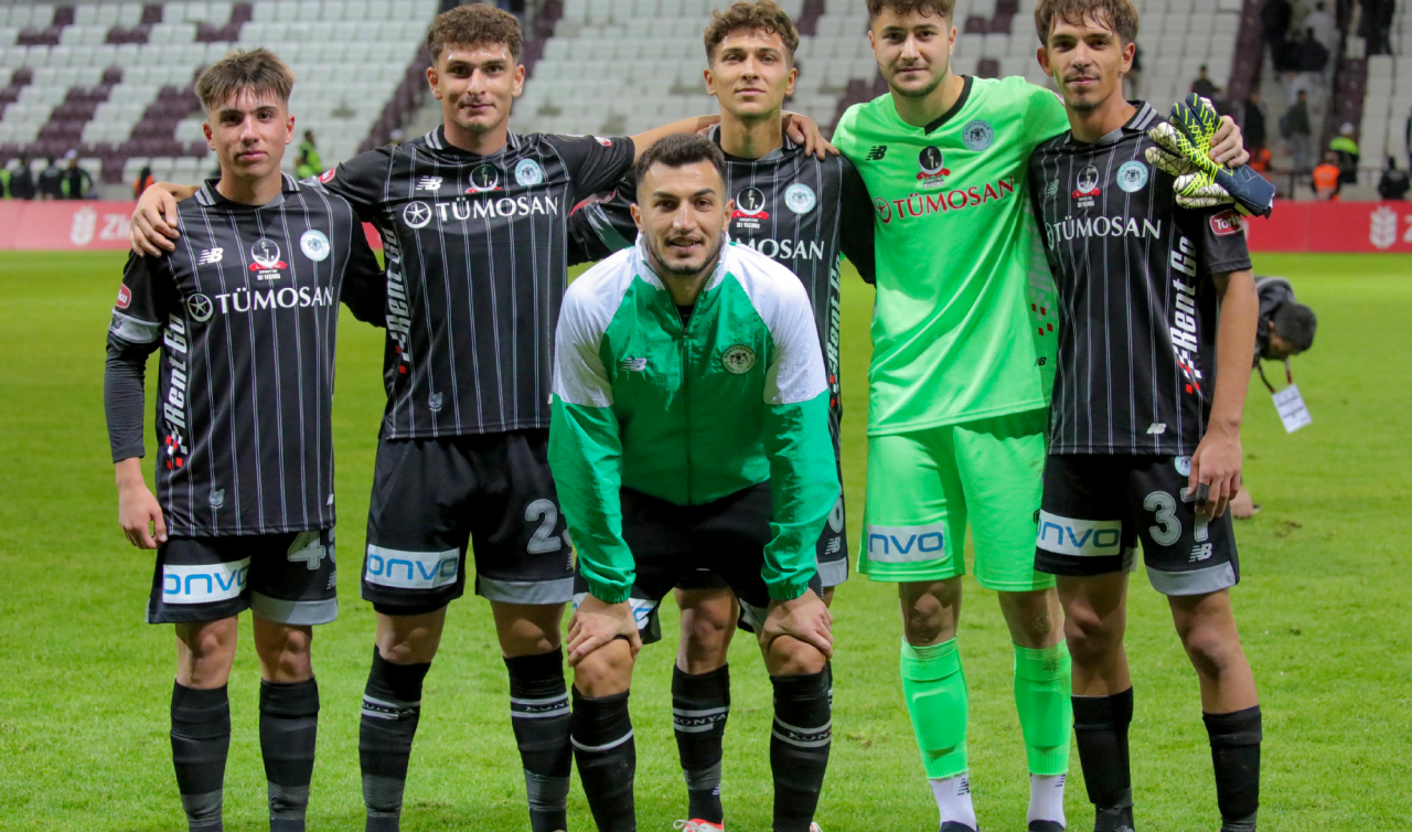 Tümosan Konyaspor Teknik Direktörü Recep Uçar; “Şans veremediğim için üzgünüm”
