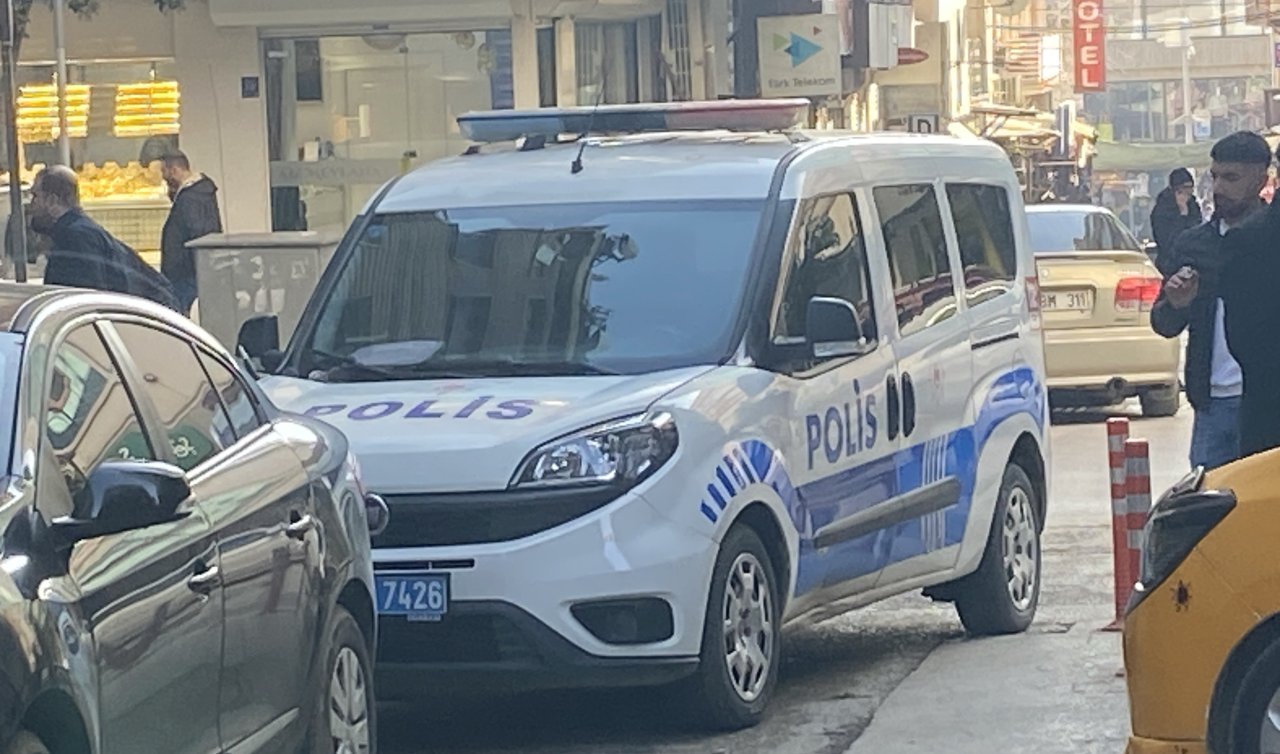 Not bırakarak otel odasında intihar etti