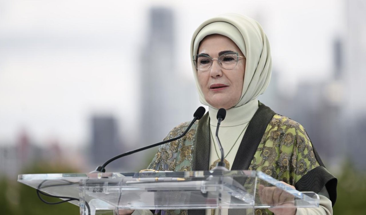  Emine Erdoğan: Türkiye’nin merkezi bir konum edinmesi memnuniyet verici