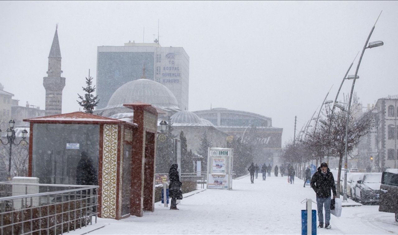 Yarın Erzurum’da okullar tatil mi? Erzurum’da okullar tatil edilecek mi? Erzurum’da 17 Şubat’ta okullar tatil mi? Erzurum 17 Şubat Hava Durumu