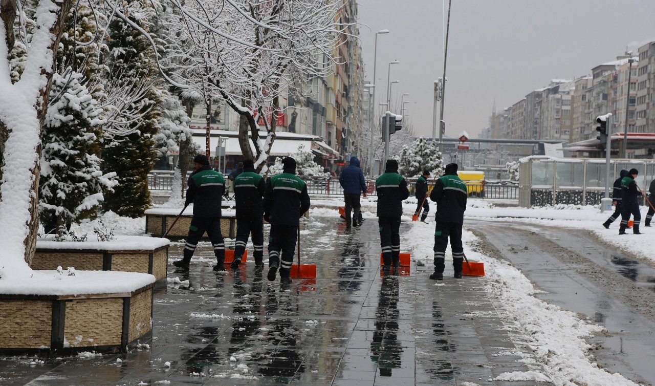 Yarın Kayseri’de Okullar Tatil Mi? Kayseri’de 14 Şubat 2025 Cuma Ders Var Mı, Yok Mu? Kayseri Valiliği Açıklama Yaptı Mı?