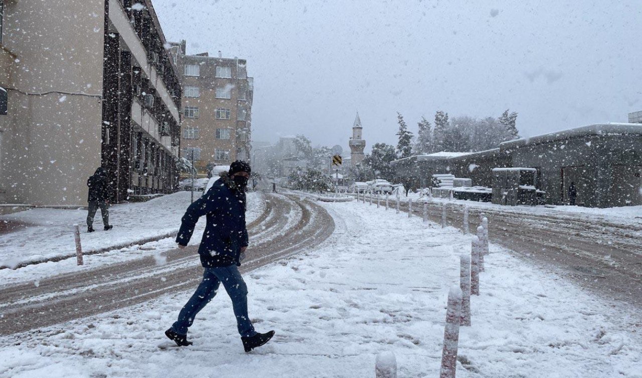 Sinop’ta yarın okullar tatil mi? 14 Şubat 2025 Cuma Sinop’ta okul var mı, yok mu? Sinop valiliği açıklama yaptı mı?