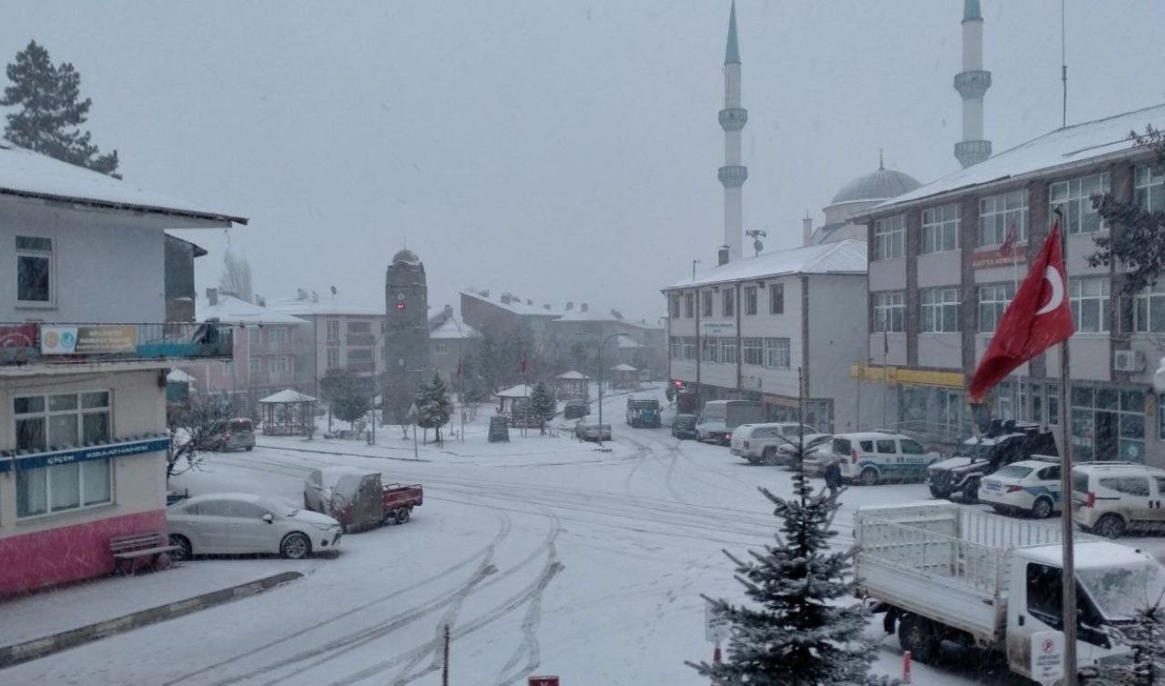 Tokat’ta yarın okullar tatil mi? Tokat’ta 24 Şubat (Yarın) okullarda kar tatili var mı, ders işlenecek mi? Valilik açıklama yaptı mı?	