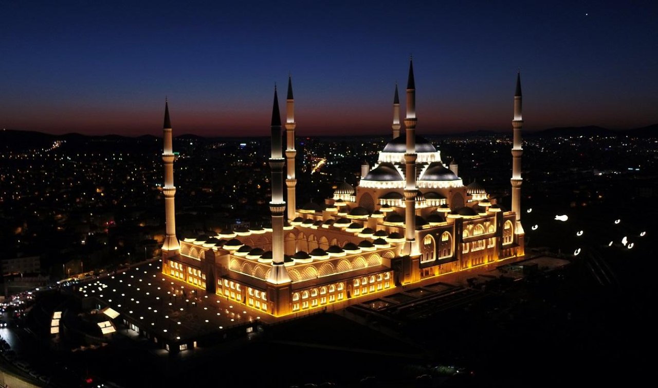 “Bin aydan daha hayırlı’’ Kadir Gecesi bugün idrak edilecek