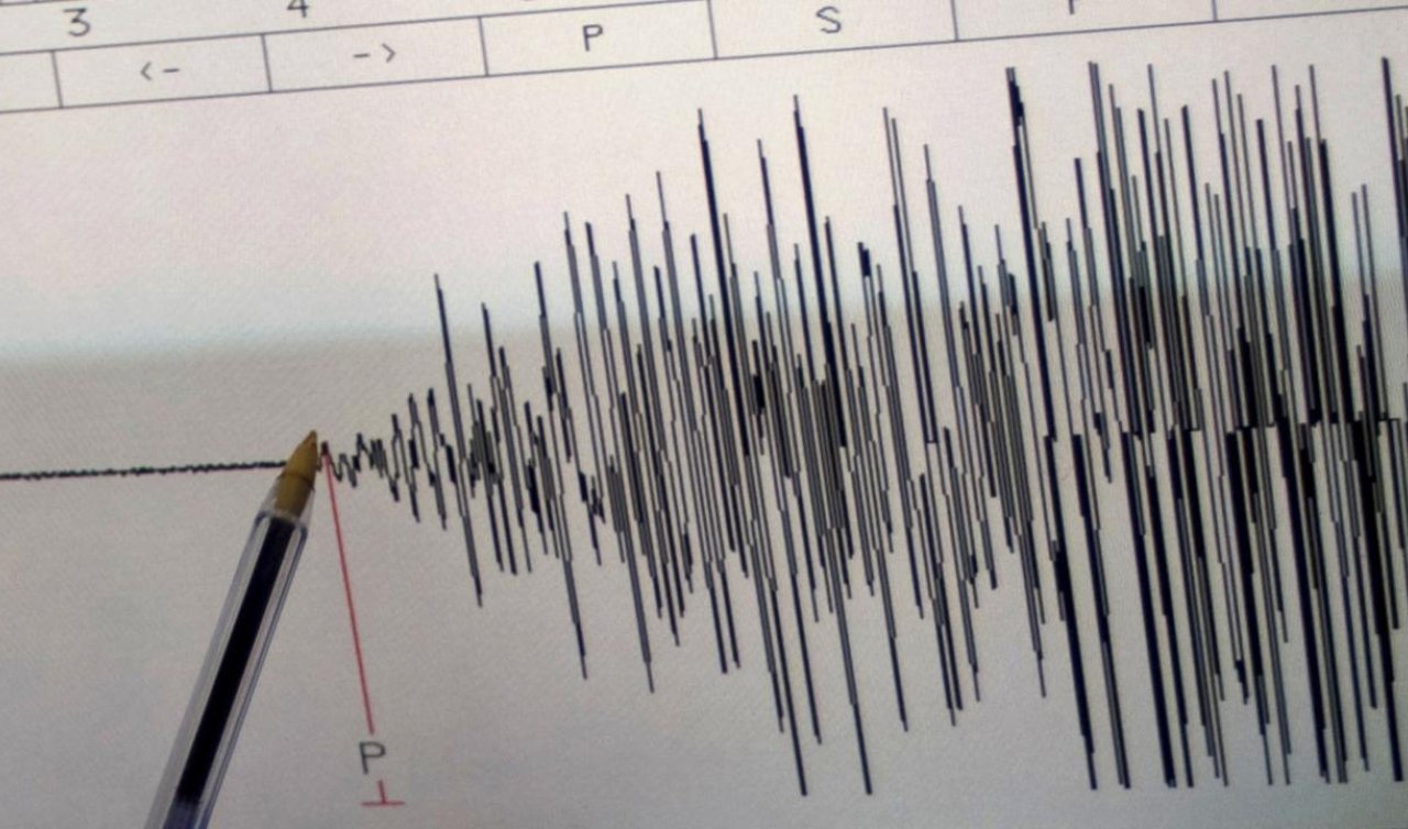 Myanmar’da 7,7 ve 6,4 büyüklüğünde iki deprem