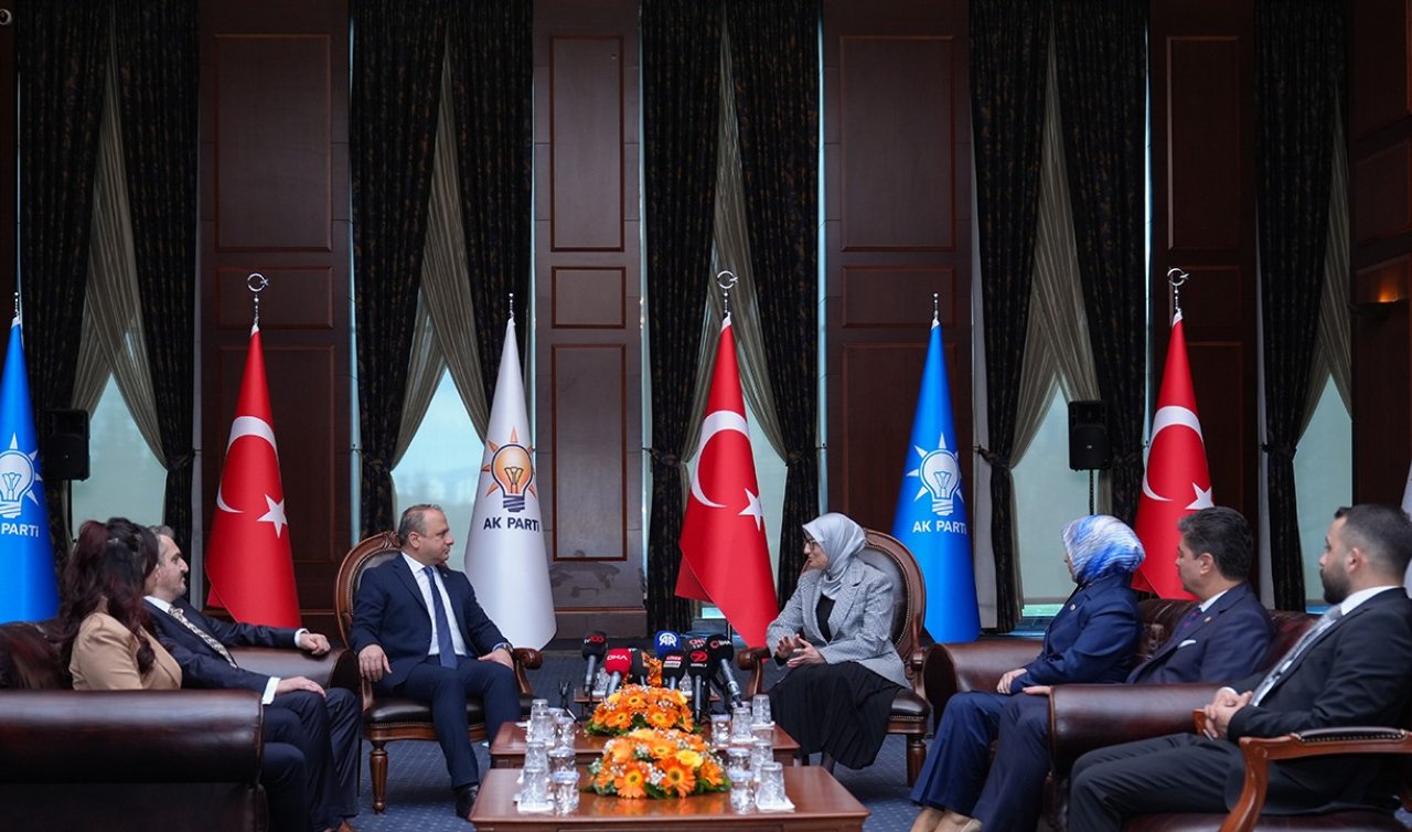 AK Parti Genel Merkezi’nde siyasi partiler arası bayramlaşma