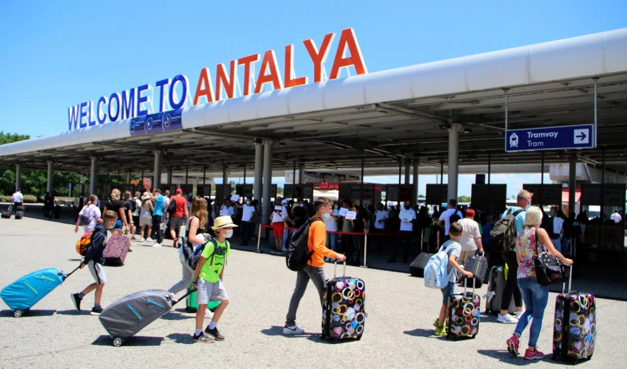 Antalya’da Turistlerin Gözde Mekanı! Sadece Alanya’da 78 Yerde Bulunuyor