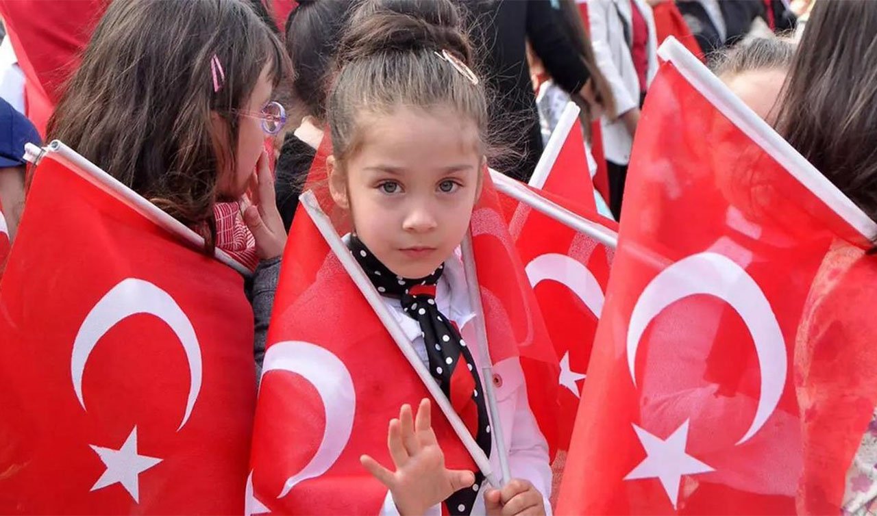 23 Nisan resmi tatil mi, okullar tatil olacak mı? 2025 resmi bayram günleri