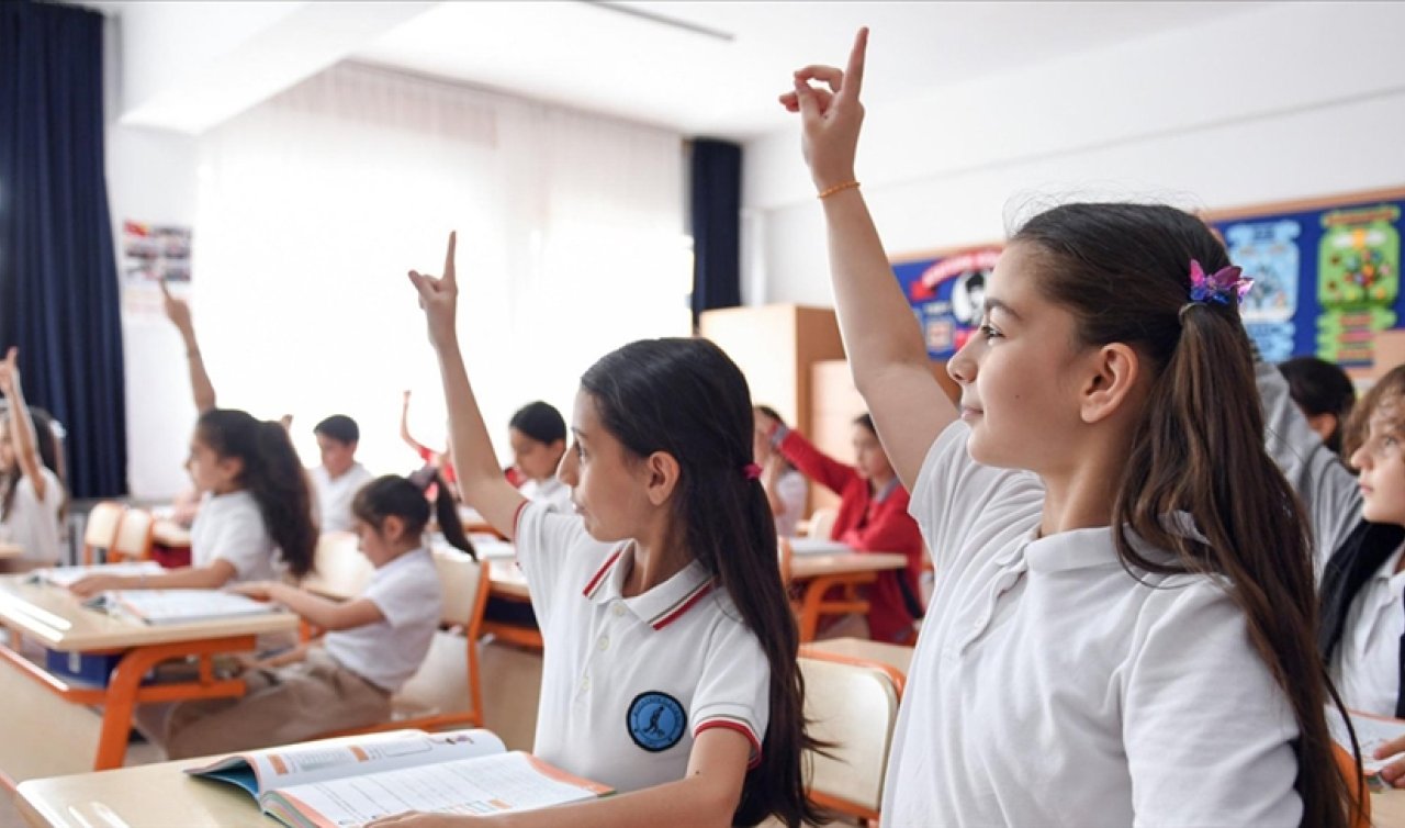MEB’den yaz tatili açıklaması! Okullar ne zaman kapanıyor? Yaz tatili ne zaman başlayacak, erkene mi çekildi?