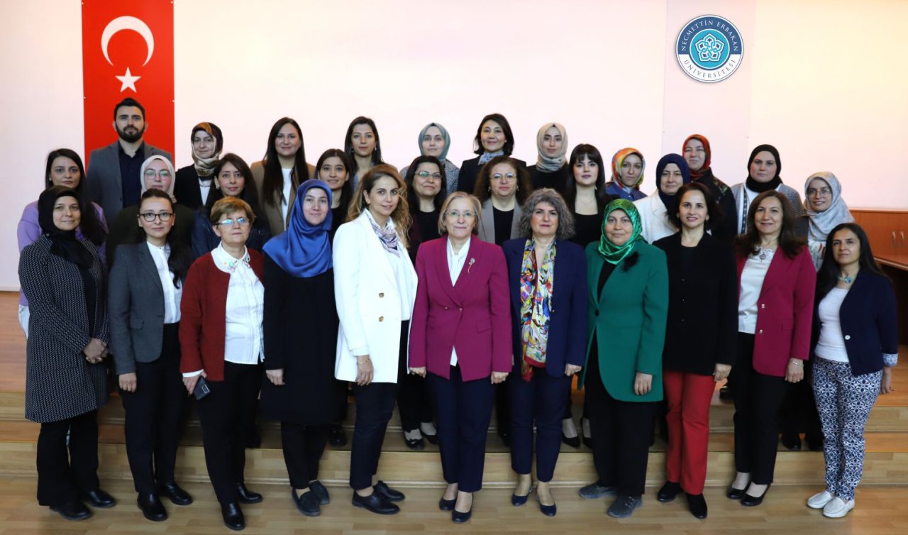 NEÜ Hemşirelik Fakültesinden Akreditasyon Başarısı