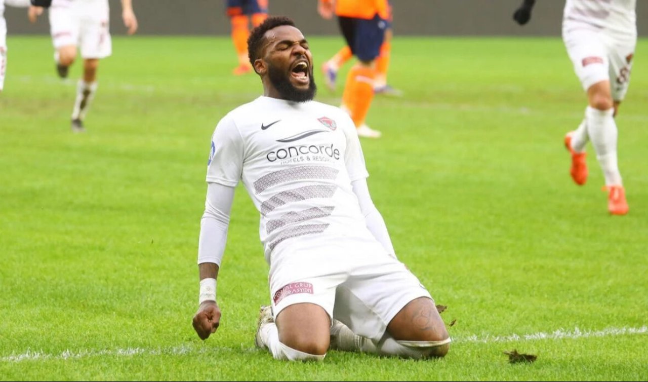 Aaron Boupendza kimdir, kaç yaşında, neden öldü? Aaron Boupendza Hangi sezon Süper Lig gol kralı oldu? 