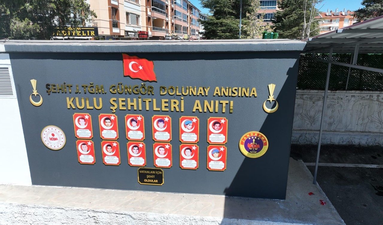 Kulu’da şehitler için anıt yapıldı