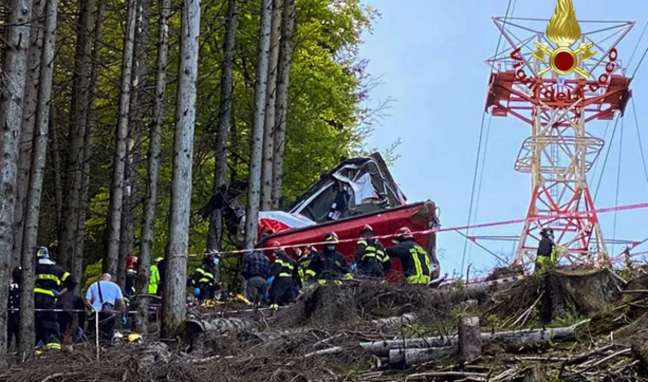 İtalya’da teleferik kabini düştü: 4 ölü