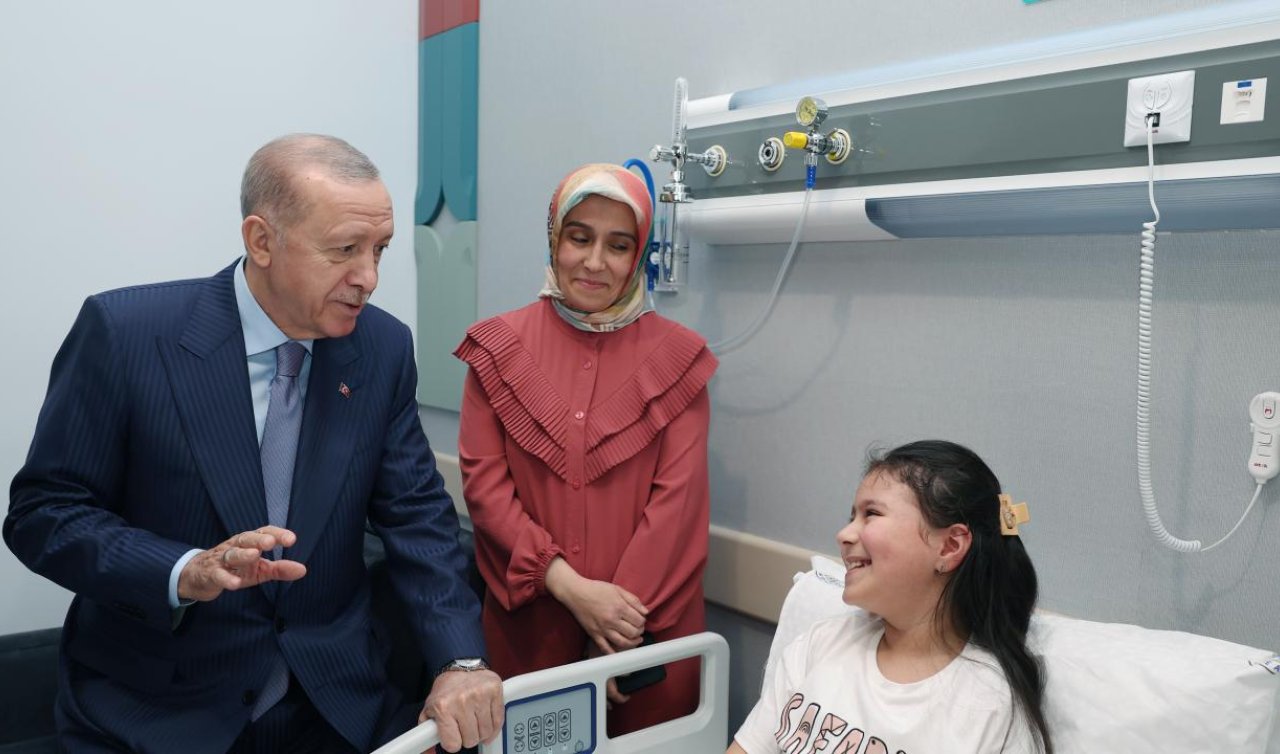 Cumhurbaşkanı Erdoğan’dan açılışı yapılan hastanede hasta ziyareti